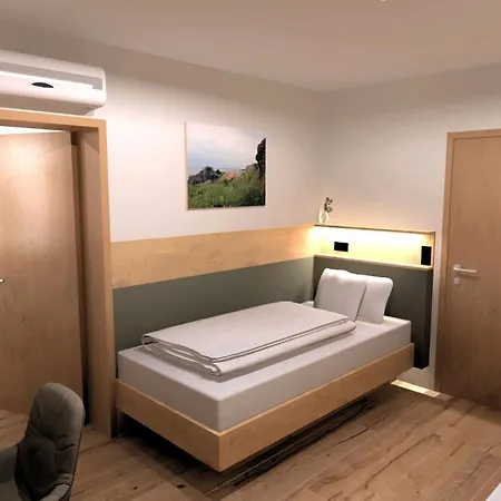 齐格弗里德格鲁伯酒店 Hartmannsdorf