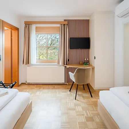 Siegfried Gruber بيت ضيافة 3*