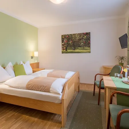 Siegfried Gruber 3* Hartmannsdorf