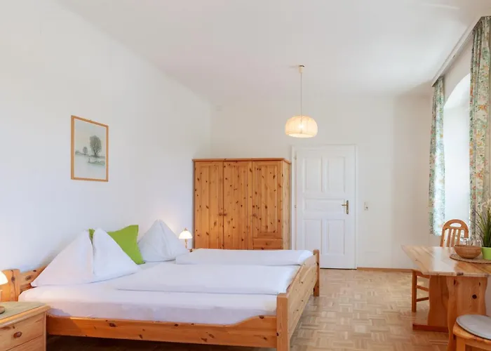 齐格弗里德格鲁伯酒店 招待所 3*