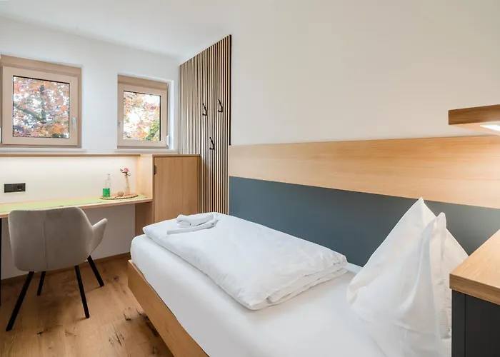 齐格弗里德格鲁伯酒店 招待所 Hartmannsdorf