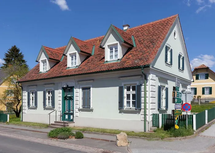 Siegfried Gruber בית הארחה